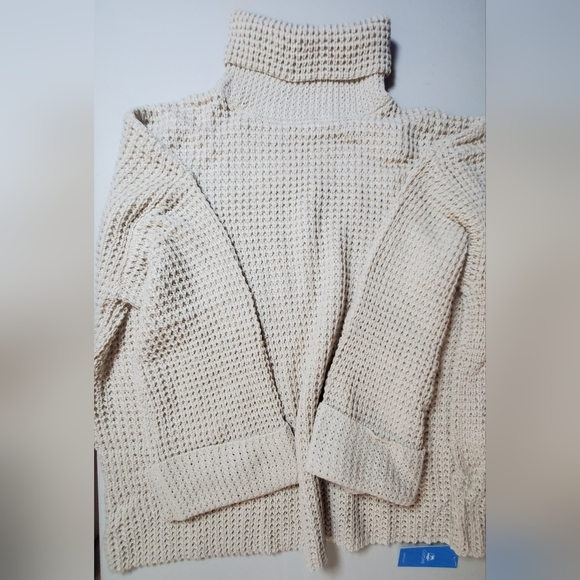 CUPSHE Women's Turtleneck Sweater - Picture 3 of 5